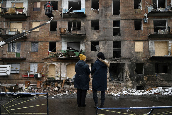 Người dân Ukraine rút xuống hầm trú ẩn vì sợ Nga chuẩn bị các đợt tấn công mới